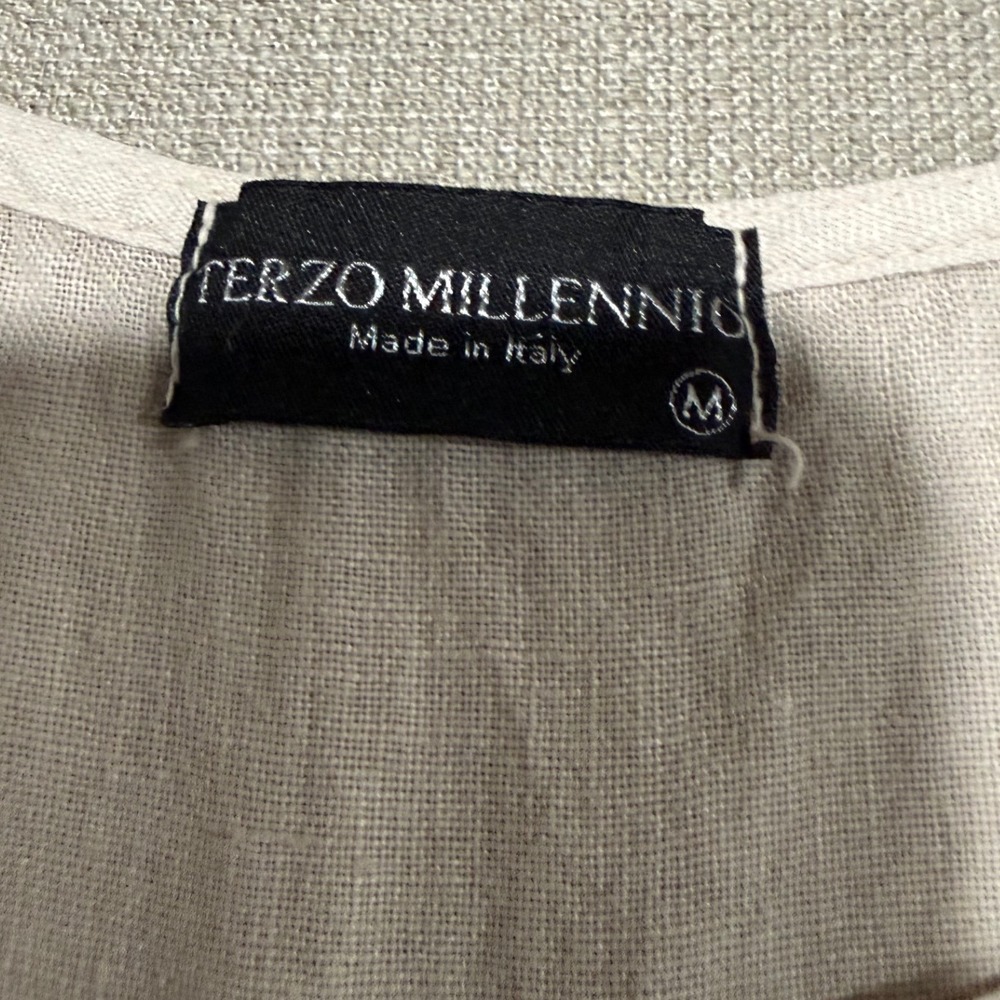 Terzo Millennio Linen Top Womens Medium Beige Button Back Relaxed Fit Lagenlook - Picture 3 of 6
